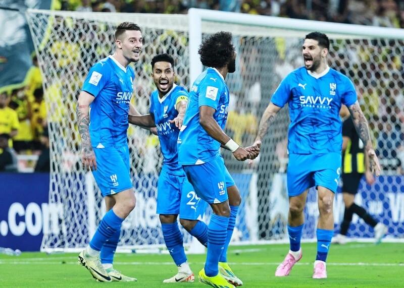 Al Hilal chiến thắng tưng bừng trên sân nhà