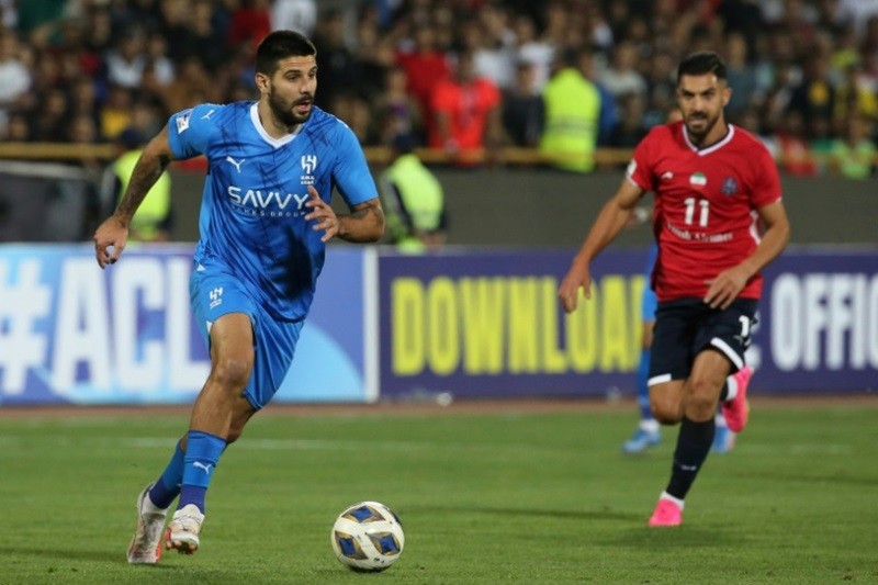 Cầu thủ gia nhập và thi đấu trong màu áo của Al Hilal